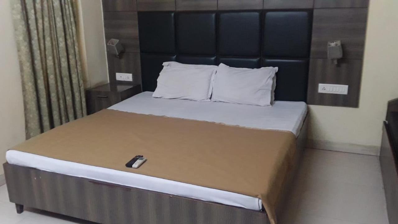 Hotel Shelter Tarapith Εξωτερικό φωτογραφία